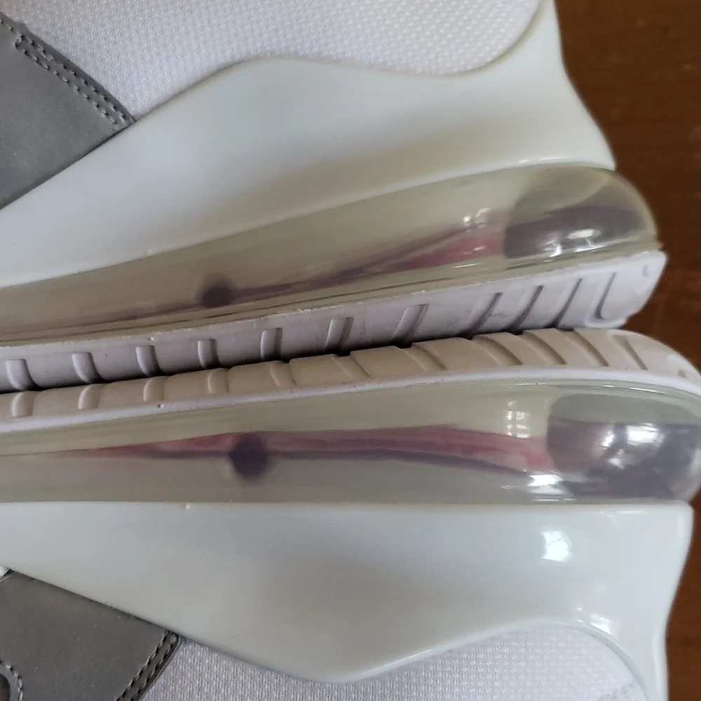 Jordan Air sneakers - Picture 7 of 8